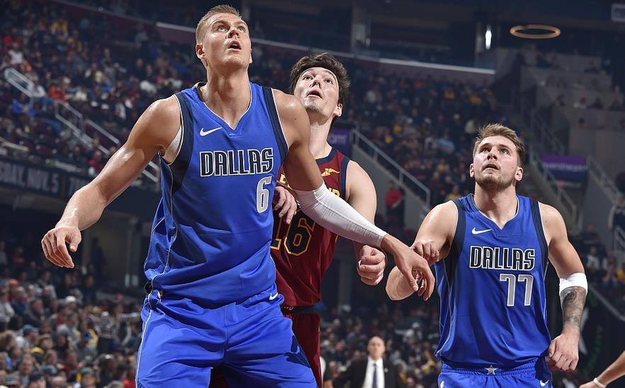 NBA常规赛 独行侠131-111尼克斯 图集