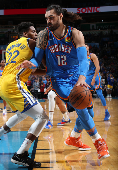 NBA常规赛 雷霆主场114-108击败勇士 图集