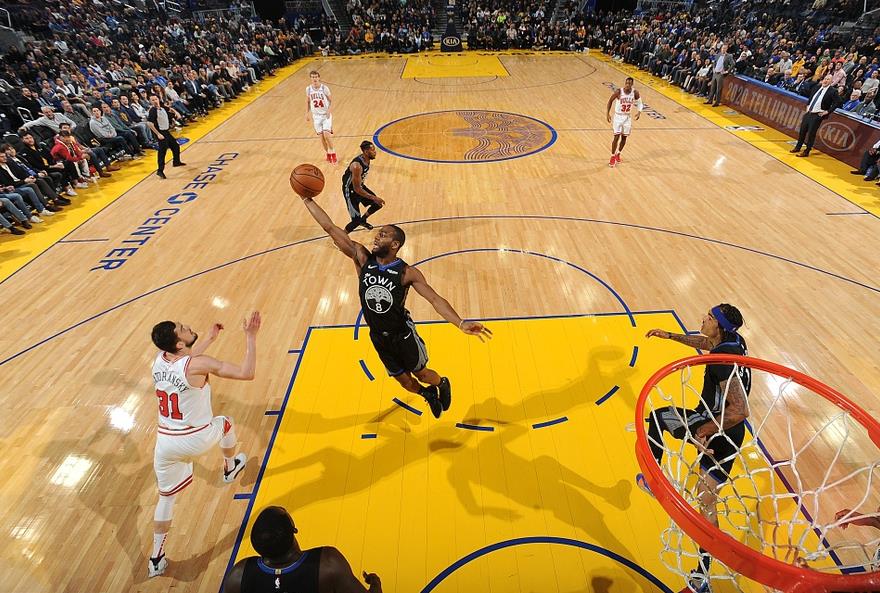 NBA常规赛 勇士vs公牛 图集