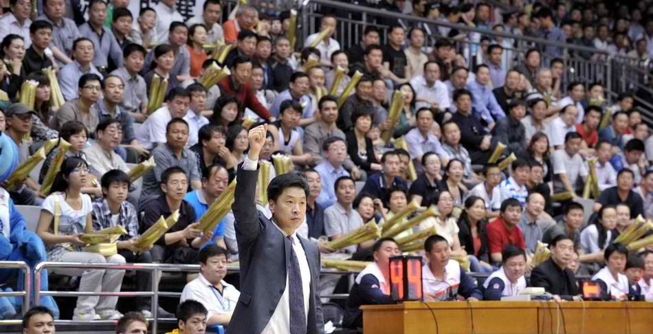 CBA回顾：巅峰时期的广州队 八年七冠！