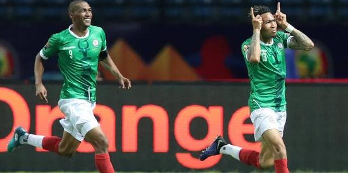 布隆迪杯：国际明星vs穆桑加蒂足球俱乐部