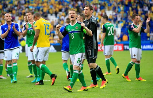 爱尔兰球队在2016欧洲杯收缩防御空间战术的优势
