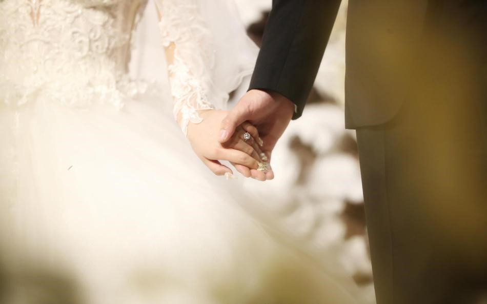 祝贺！CBA球员晒任骏威结婚典礼