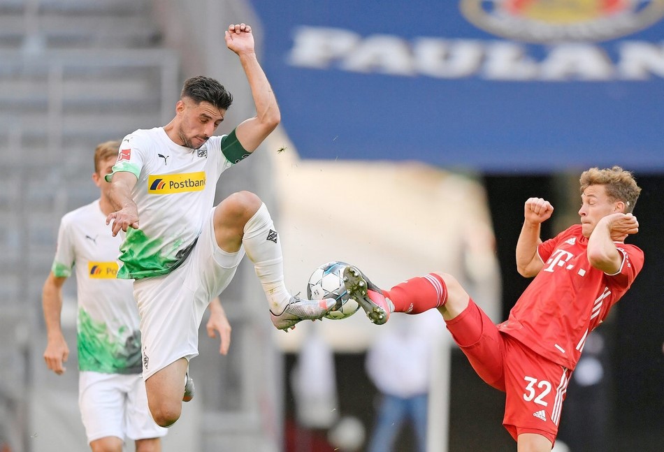 [德甲31轮]拜仁2-1战胜门兴，以7分优势继续领跑！