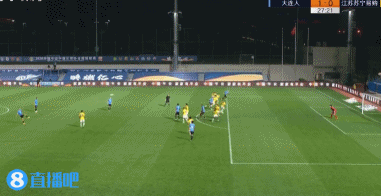 大连人 VS 江苏苏宁 图集