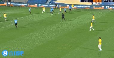 大连人 VS 江苏苏宁 图集