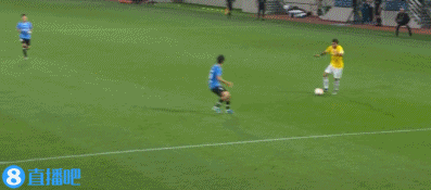 大连人 VS 江苏苏宁 图集