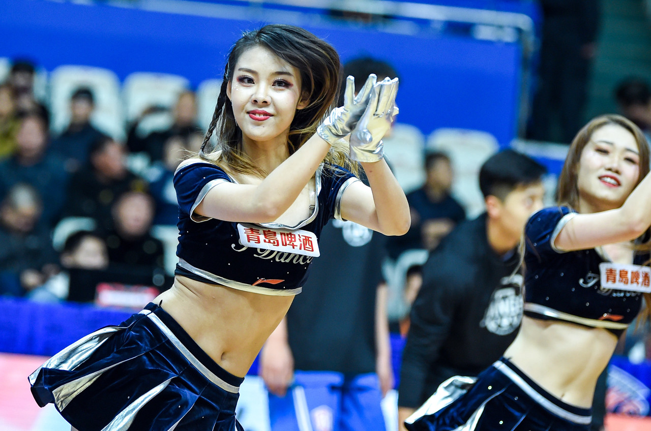 今日图集：赛场精灵啦啦队