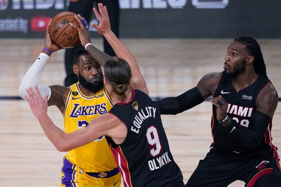NBA总决赛G1收视率创历史新低，特朗普不看好也很正常