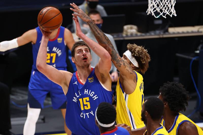 约基奇拿下3双 赏勇士2连败 今日NBA战绩