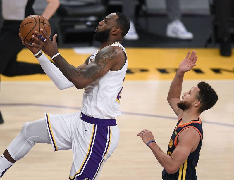 湖人海虐勇士今日NBA战绩