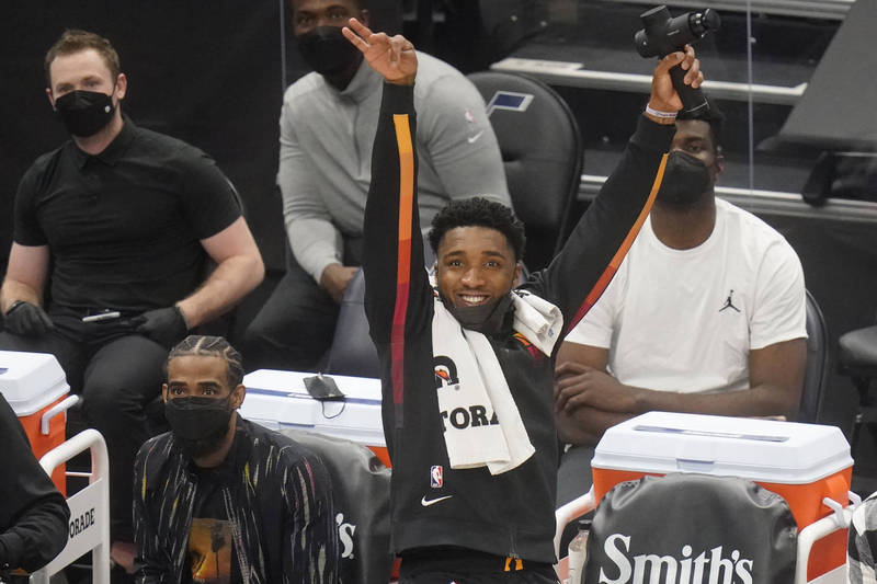爵士3分雨狂虐魔术今日NBA战绩