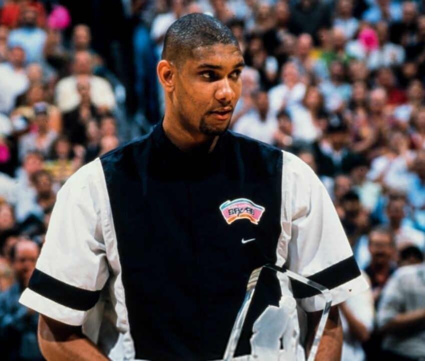 NBA接触篮球较晚的成名球星盘点