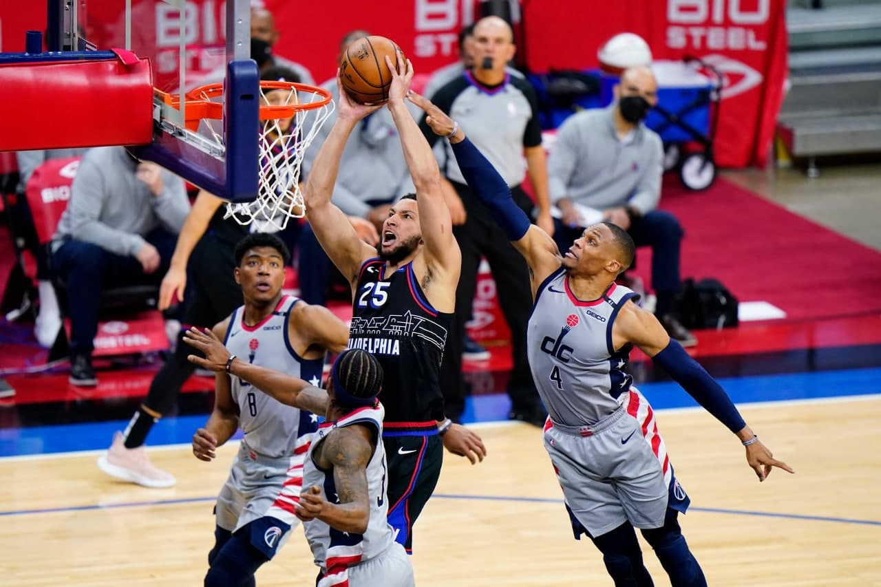 NBA季后赛：主场力克老鹰 尼克斯扳回一城